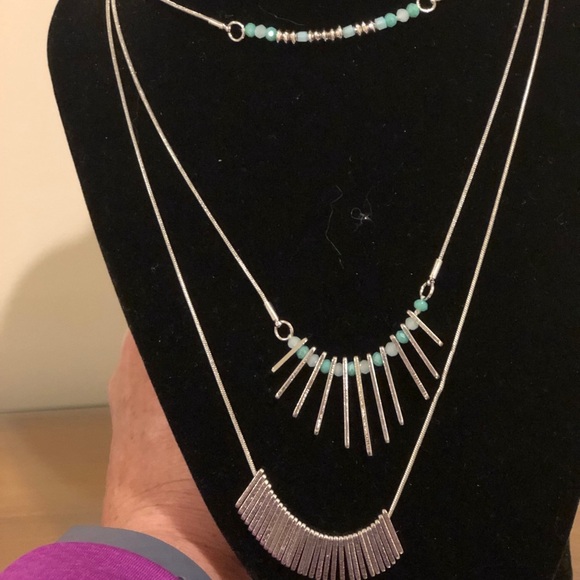 NWT Banana Republic necklace - Picture 2 of 4